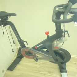 Kids Bike Trailer 270 Obo ----fitness Bike 2,000 Obo 