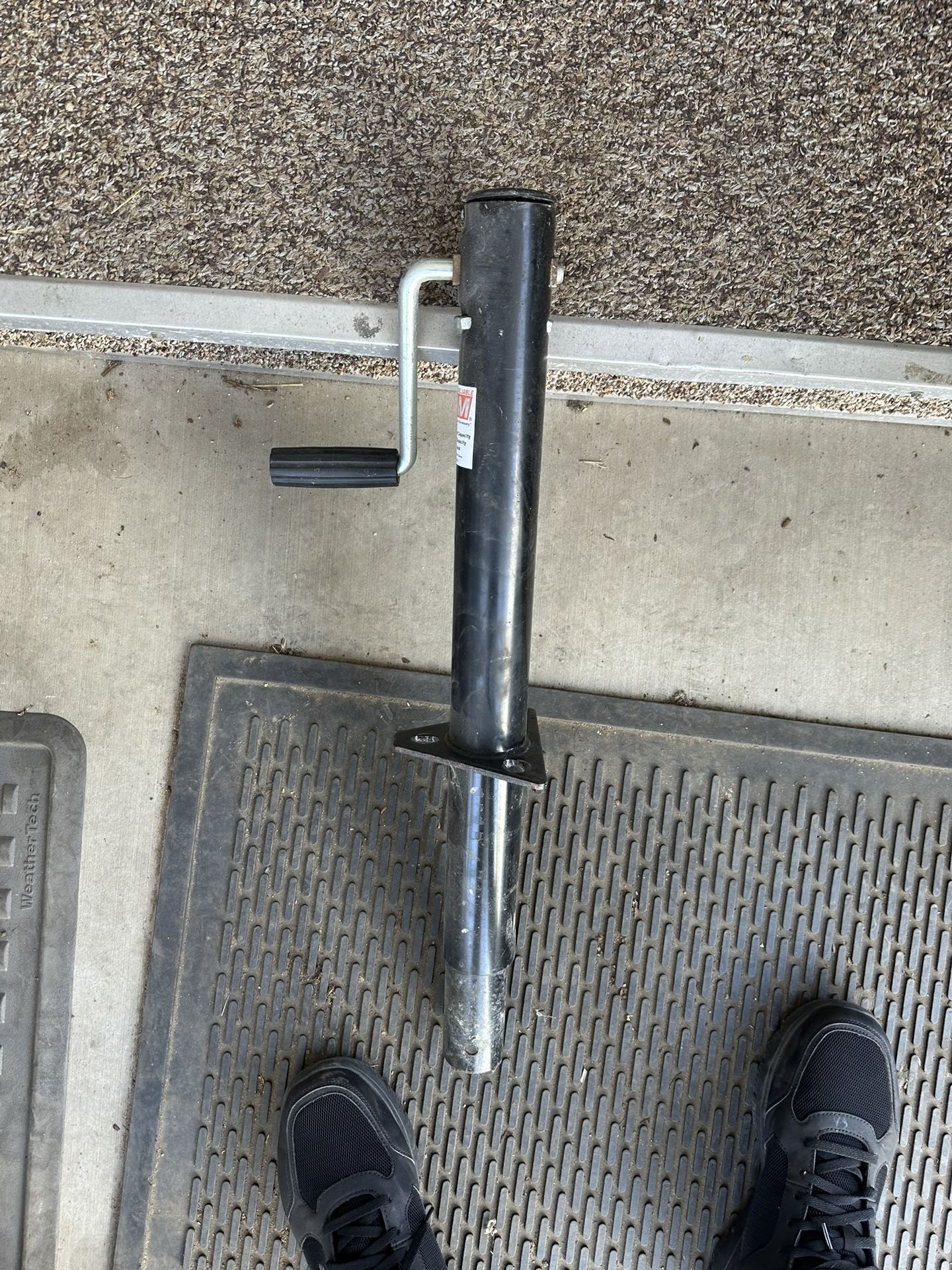 Manual Tongue Jack 3000lbs