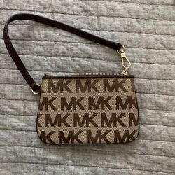 Michael Kors Wristlet