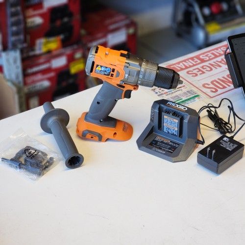 Ridgid 18V Brushless Cordless 1/2 in. Hammer Drill /Driver Kit