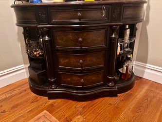 Sideboard/ Buffet