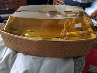 Salton Hotray Vintage Covered Electric Automatic Bun Warmer gold Yellow