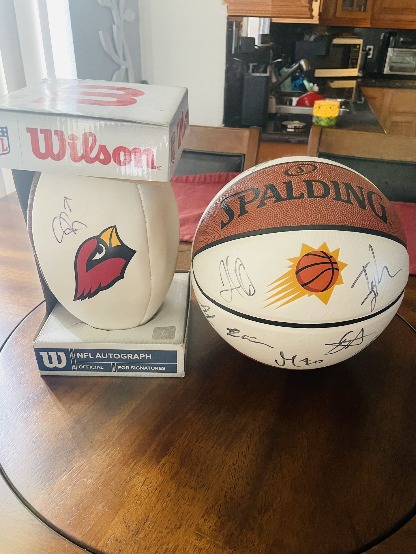 Signed Cardinals And Suns Balls 250$