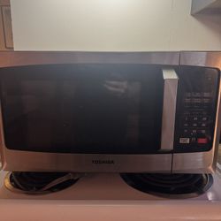 Toshiba Microwave 