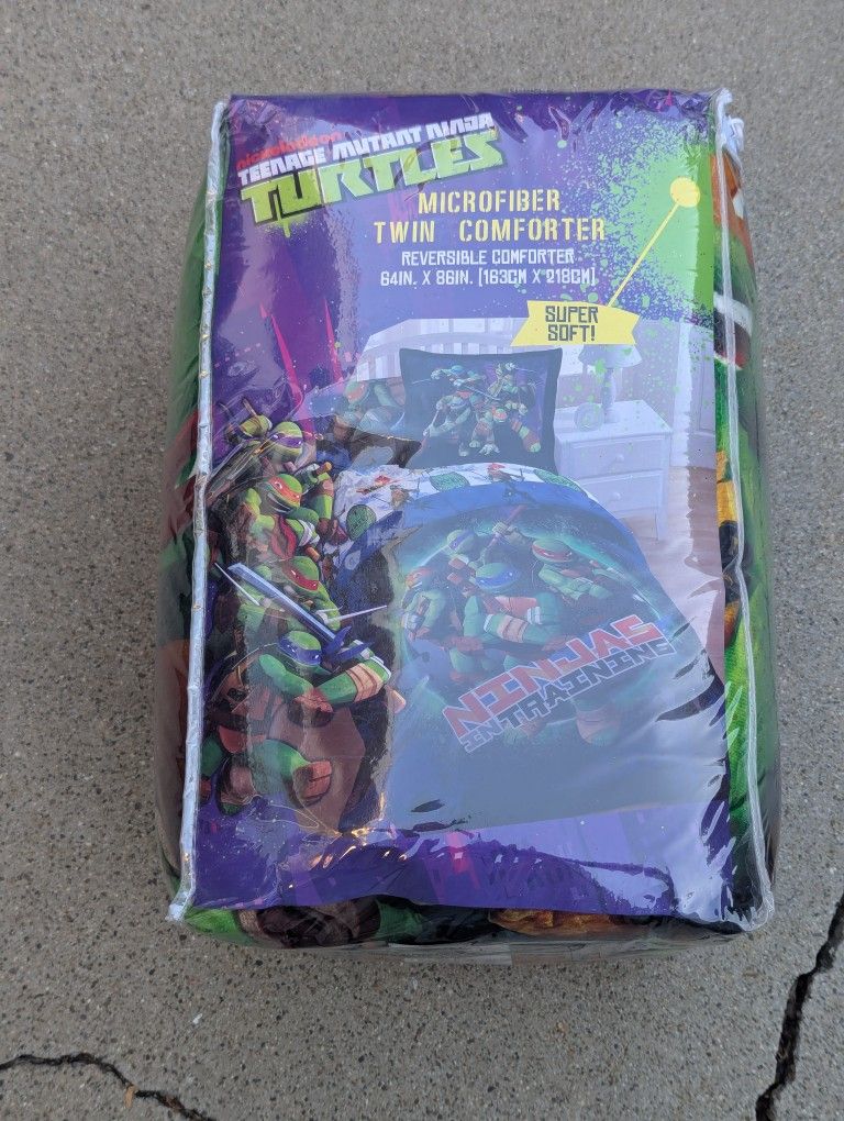 Teenage Mutant Ninja Turtle Twin Comforter New In Packaging