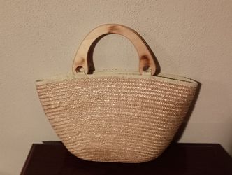 Stylish Woven Straw Handbag