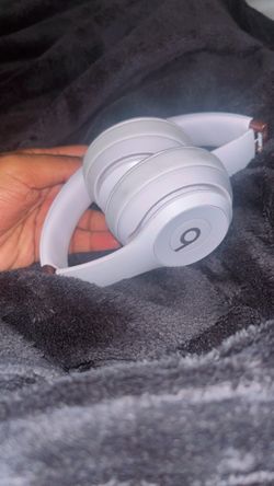 Beats Solo 4