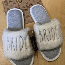 Bridal Slippers Rae Dunn NEW Fluffy Bride Wedding Day Size 5/6