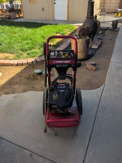 Troy-Bilt pressure washer