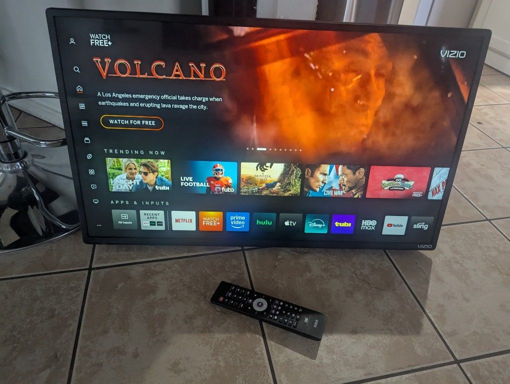 Vizio 32in Smart TV w/Remote - No Stands