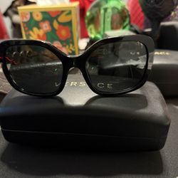 Versace Black Sunglasses 4375 Shades