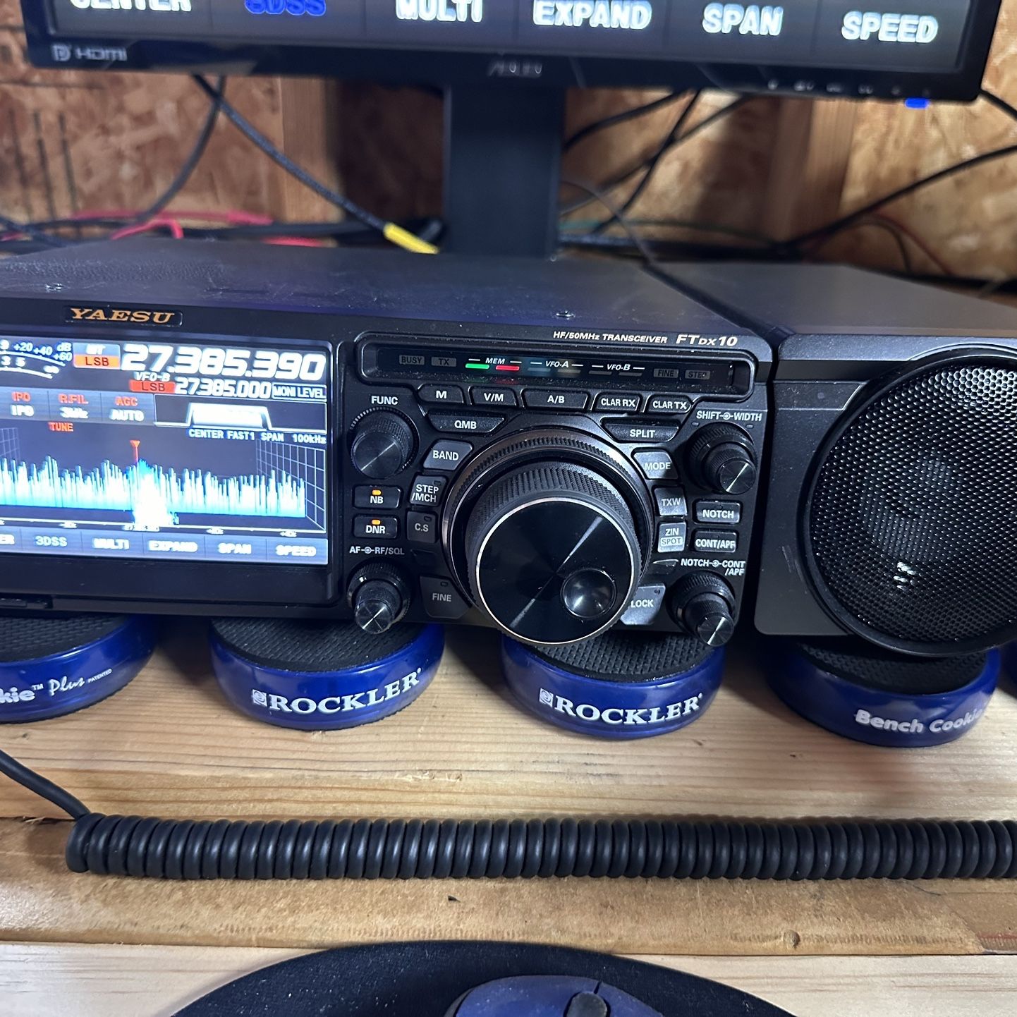 YAESU FTDX-10 COMPACT HF/ 50MHZ 100W SDR Transceiver, Yaesu SP30