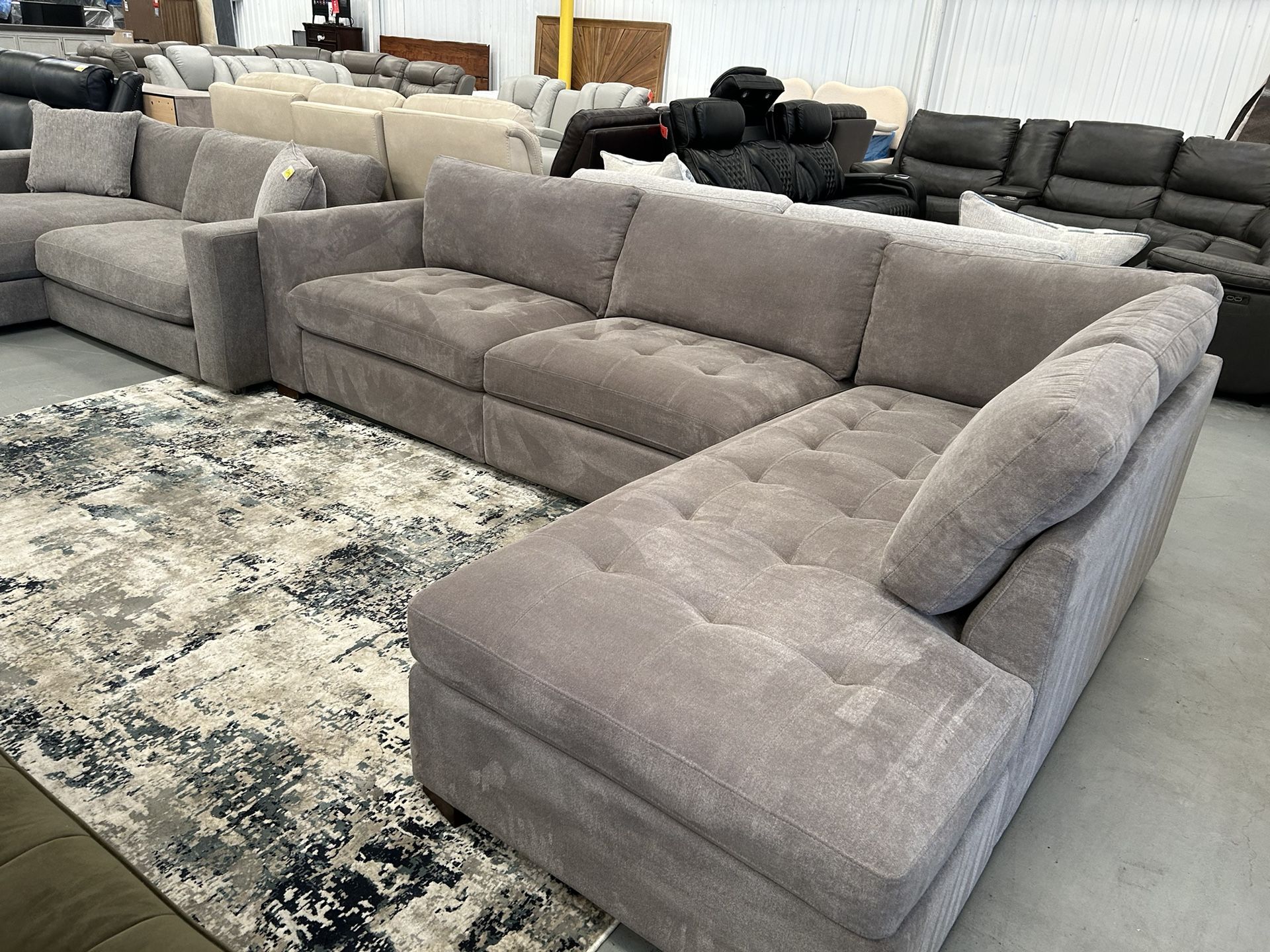 L Shaped Sectional 