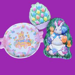 Ullman co. Vintage Easter Bunny Plastic Trio - Devider Plate Egg Plate Large Bunny Bow Tray