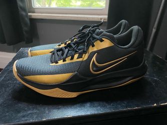 Nike Precision (Basketball Shoes)