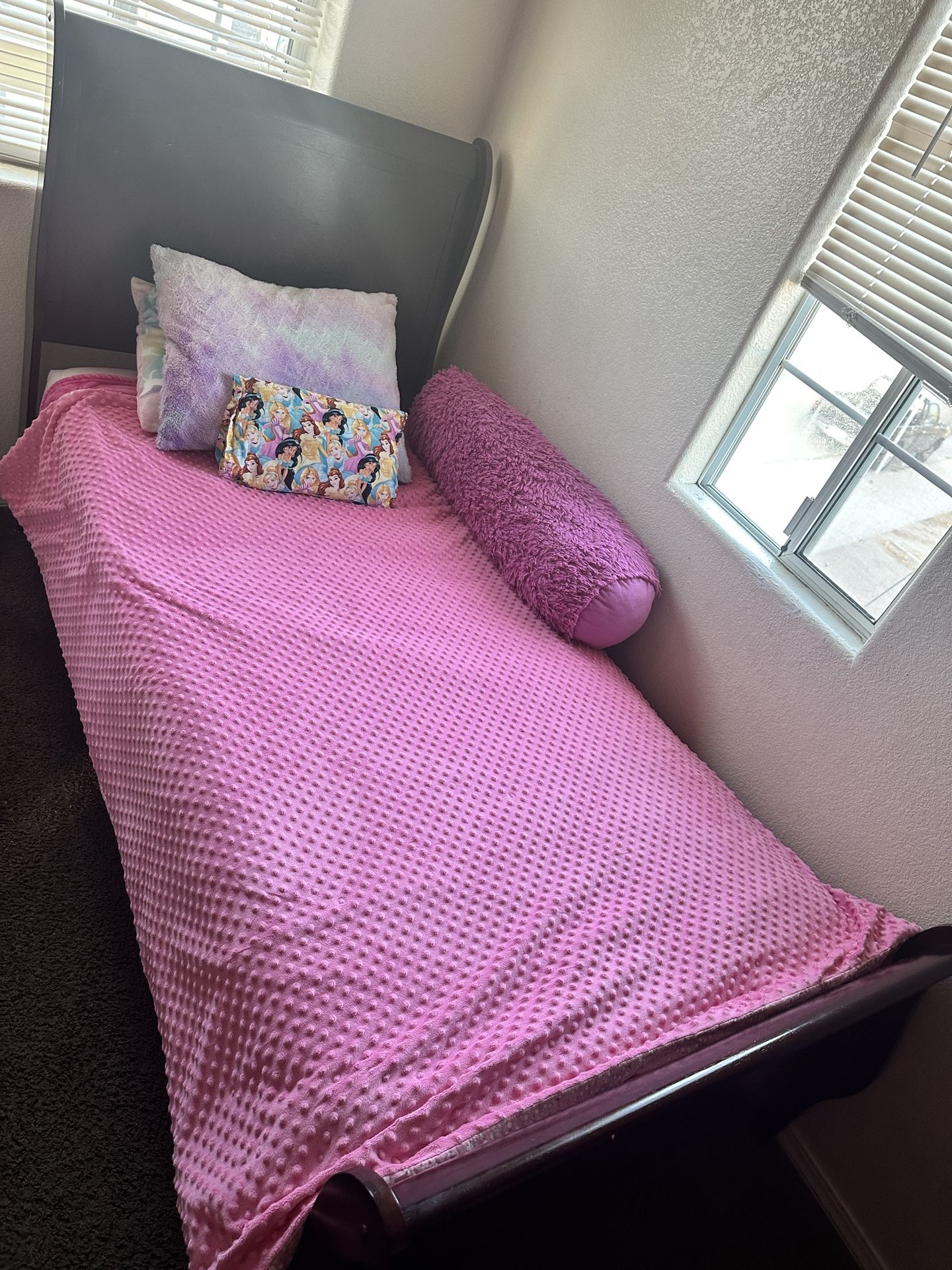Twin Bed Frame With New Mattress