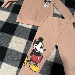 disney fleece outfit 