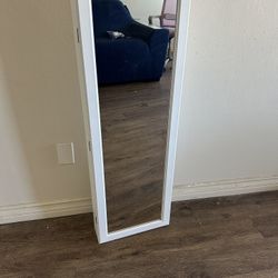 LED Mirror Jewelry Cabinet