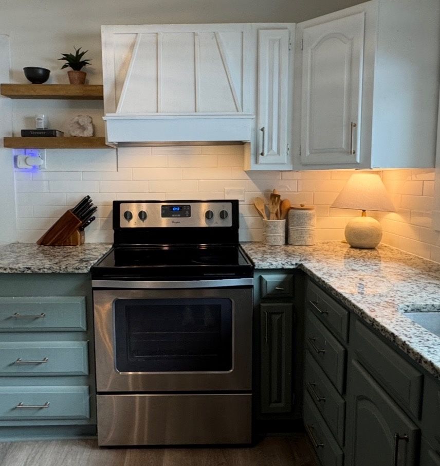 Whirlpool Electric Stove – Model W10432689A
