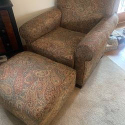 Living room Chair And Ottoman