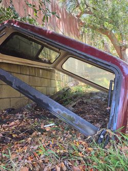 Camper shell chevy silverado 6 1/2 ft