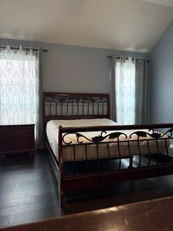 Wood and Metal Scroll Bed Frame 4Set