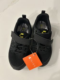 Athletic Sneakers Black, Big Boy Size 11- NEW
