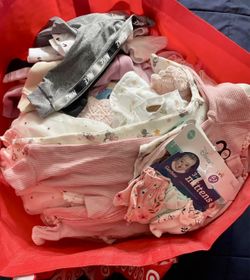 100 Piece Baby Girl Clothing Bundle