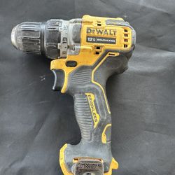 12v Dewalt Drill DCD701