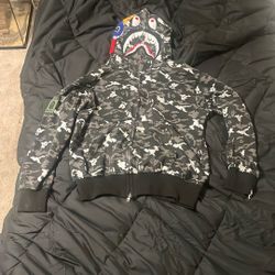 camo bape hoodie