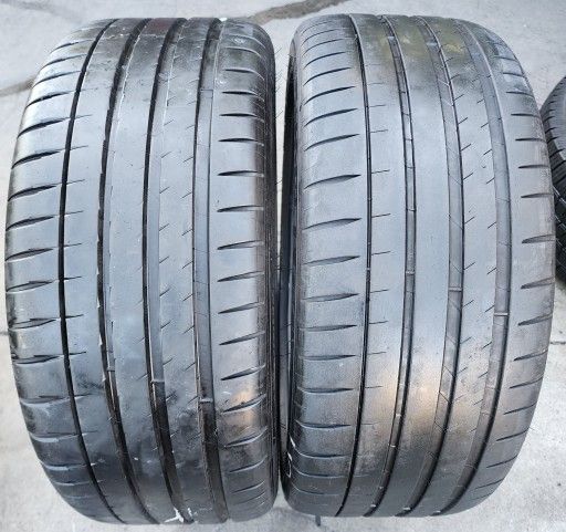 2 USED TIRES MICHELIN 255/40/20