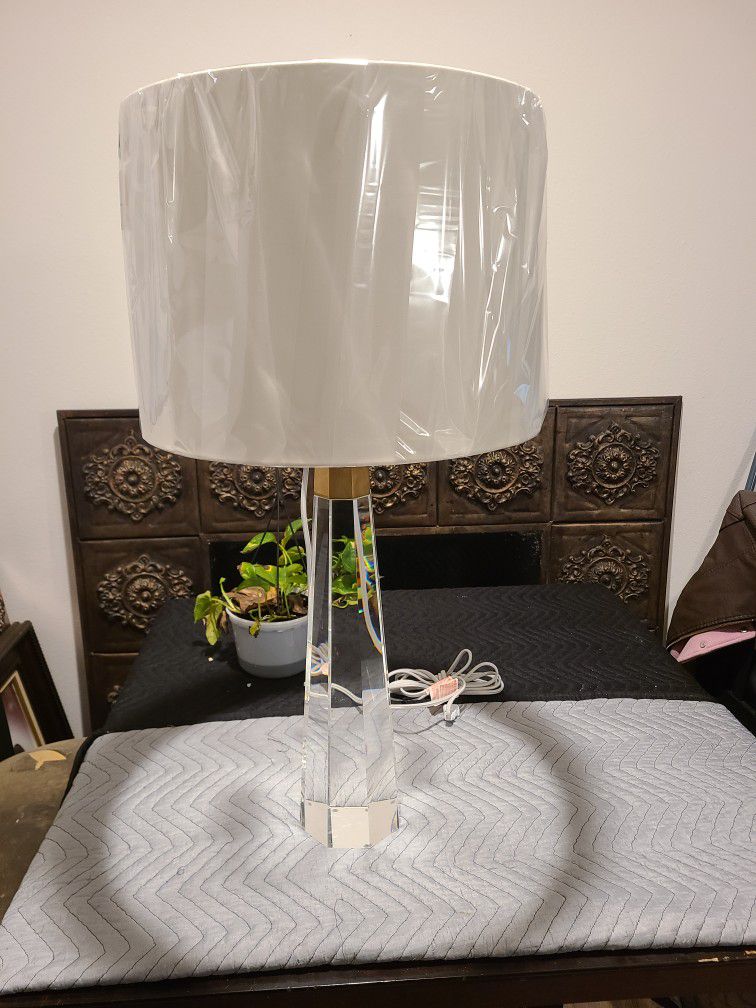 Visual Comfort "Olsen Table Lamp w/ Shade"