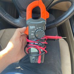 Klein Clamp Multimeter 