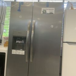 Frigidaire 26 cu. ft. Side by Side Standard Depth Refrigerator $700