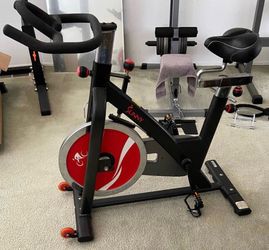 Sunny Health & Fitness SF-B1002 Indoor Cycling Bike - $200 OBO (La Costa Carlsbad)