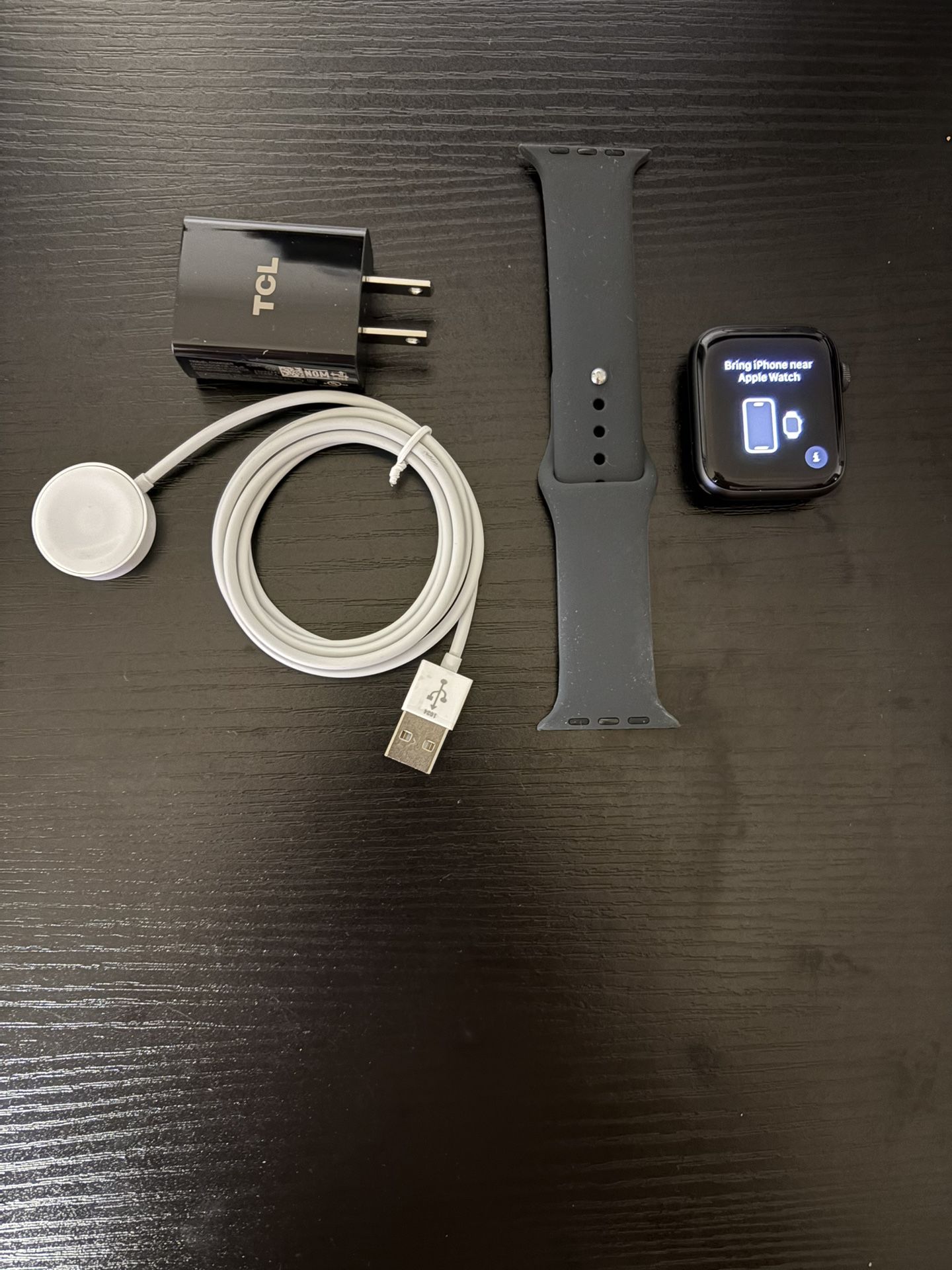 Apple Watch SE 44mm GPS+Cellular ( Series 1)