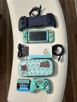 🎮✨ Animal Crossing Nintendo Switch Bundle – Loaded w/ Extras ✨🎮