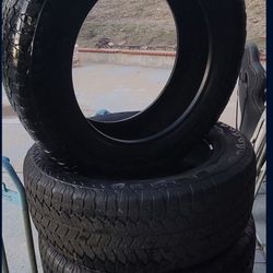 Bridgestone Dueler All Terrain 275/60R20