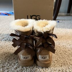 Ugg Boots With Bows