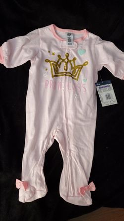 Baby onesie 3-6 months