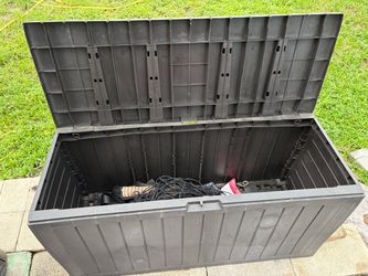 Kent wood 90gal storage container