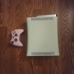 Xbox 360 Console + Pink Controller Works Great