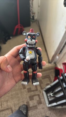 Five nigths and fredys fnaf lefty figure