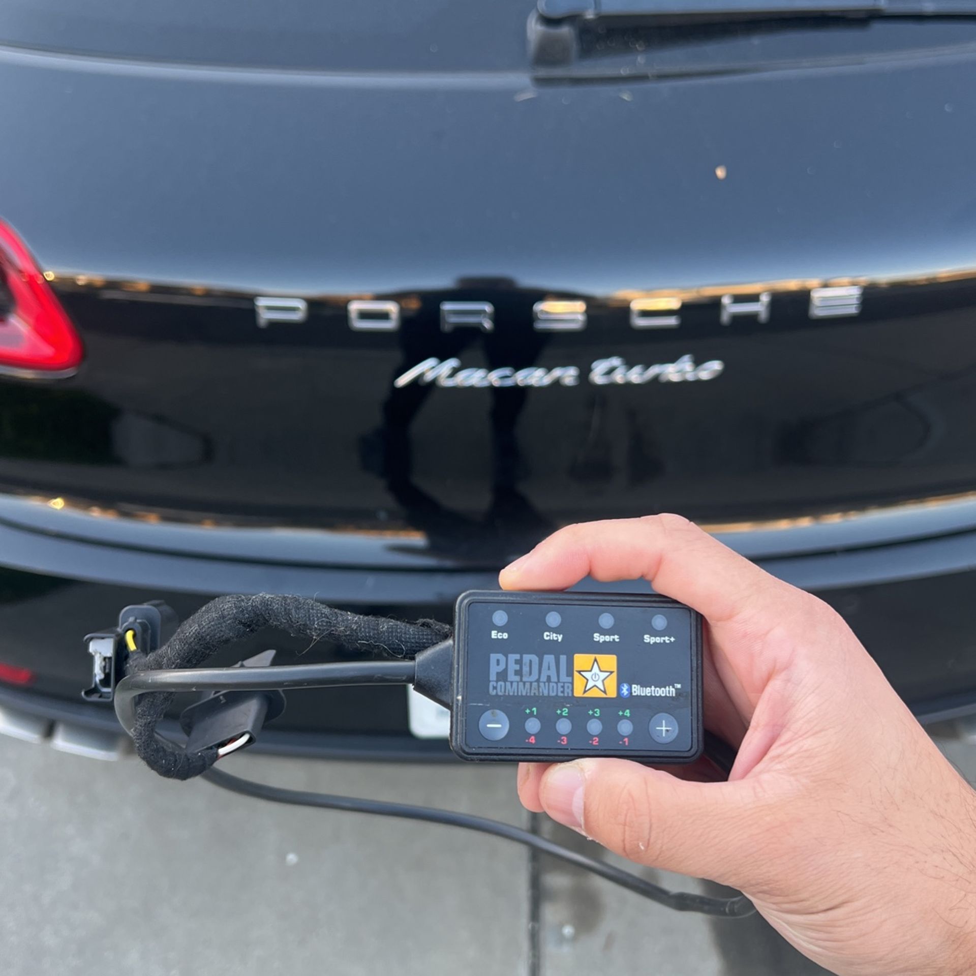 Pedal Commander Porsche Macan