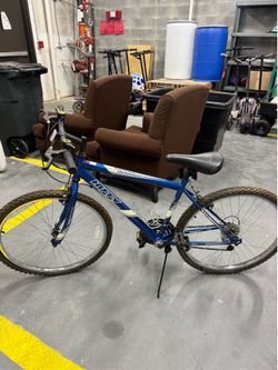 Bike Huffy 26” Mountain Bike – 15 Speed