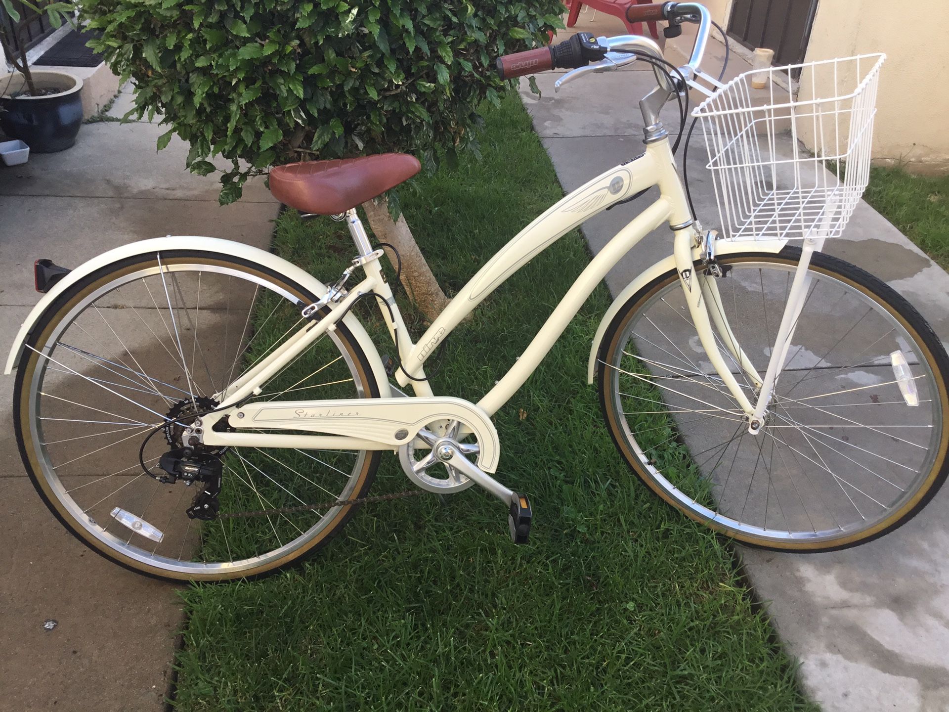 🎄🎁Ladies Nirve Starliner 7 Speed Hybrid/Commuter Bike ** Excellent **