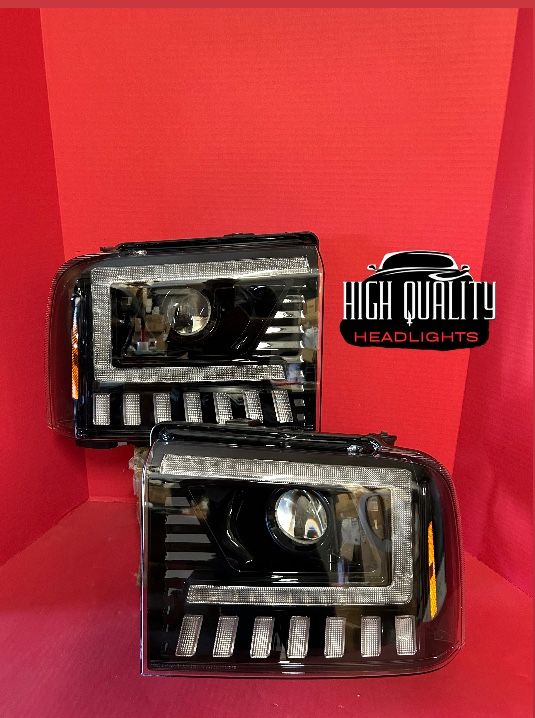 Ford F250. 2005 2007 headlight.