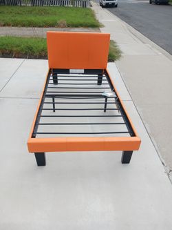 FREE ---- TWIN BED FRAME