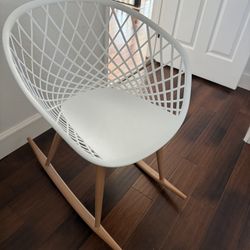 Rocking chair 