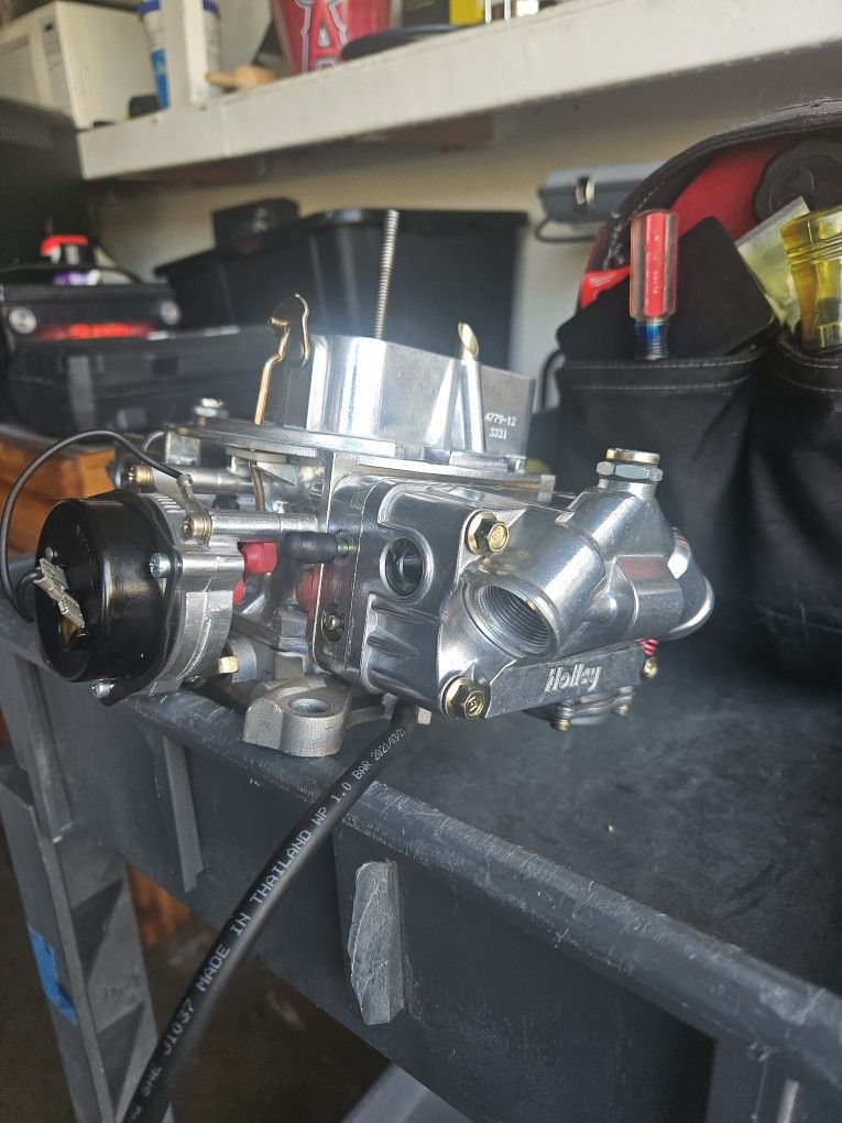 HOLLEY CARBURATOR 750